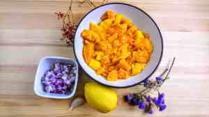 mango e cipolla a dadini