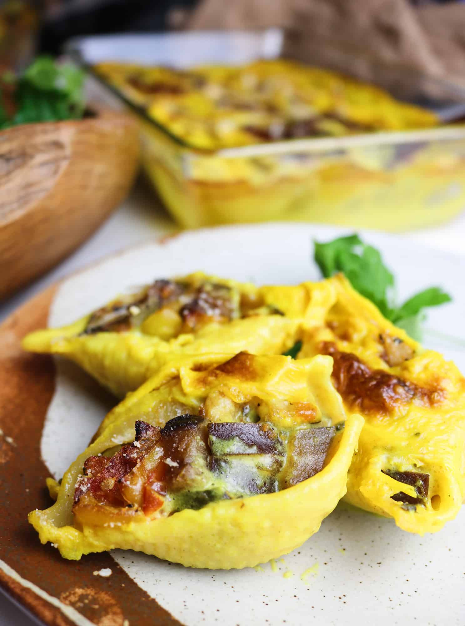 vegetable mince stuffed conchiglioni