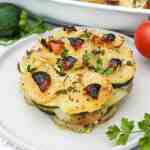 porzione in dettaglio di patate e zucchine al forno