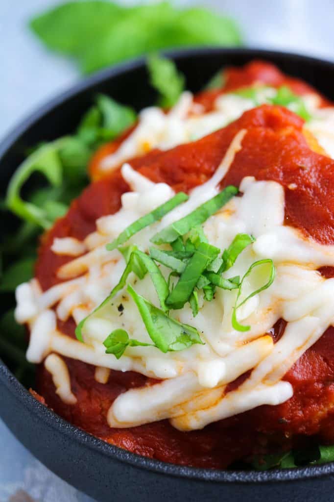 Dettaglio di tofu alla parmigiana