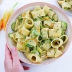 Pasta con Zucchine e Fiori al Profumo di Mare