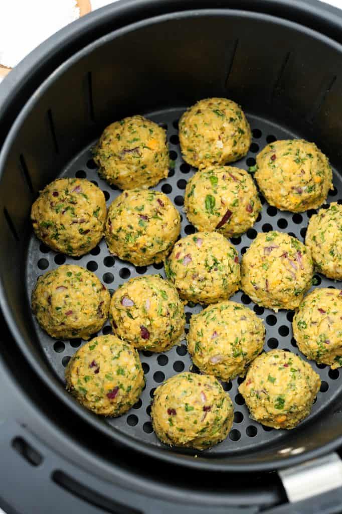 nel cestello della friggitrice ad aria