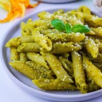 Courgette blossom pesto pasta FI