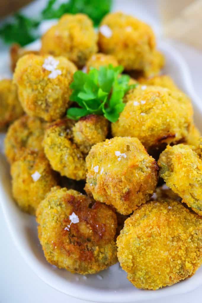 Vegan Garlic Mushrooms with Air Fryer front close