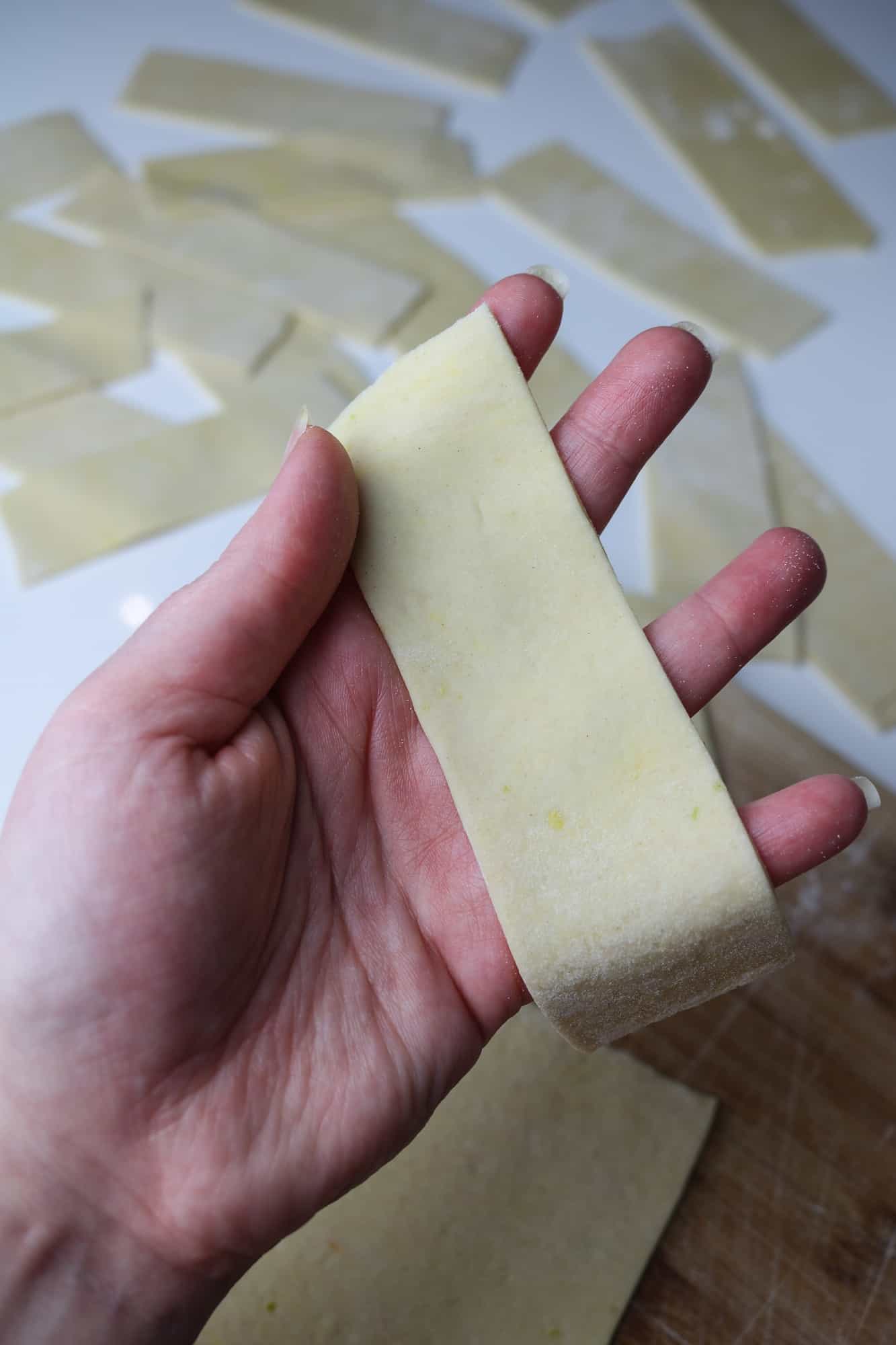 raw chiacchiera strip