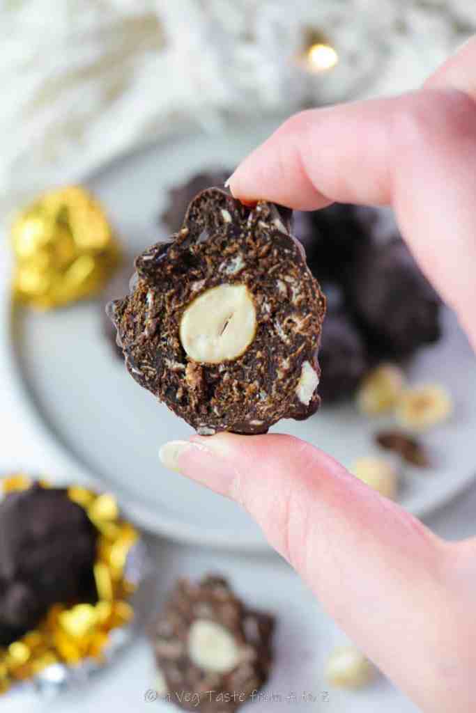 Ferror Rocher Inside Ferrero Rocher Vegani • a Veg Taste from A to Z