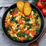 ribollita toscana con pane croccante