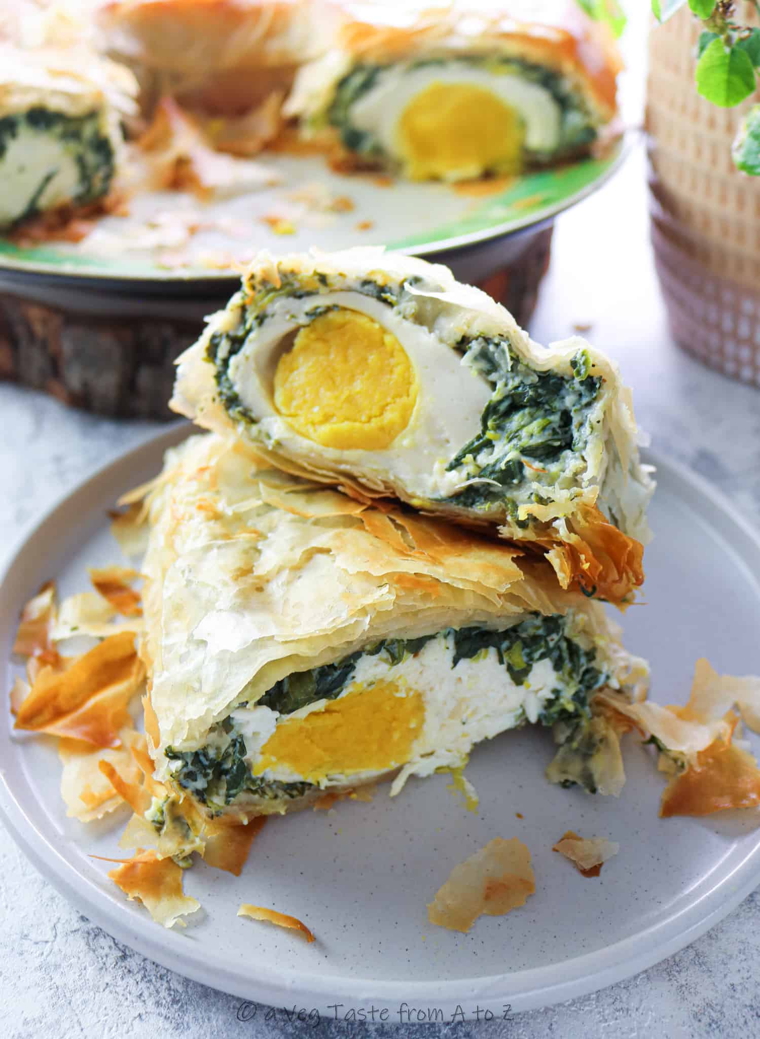 Torta Pasqualina vegan close up to filling