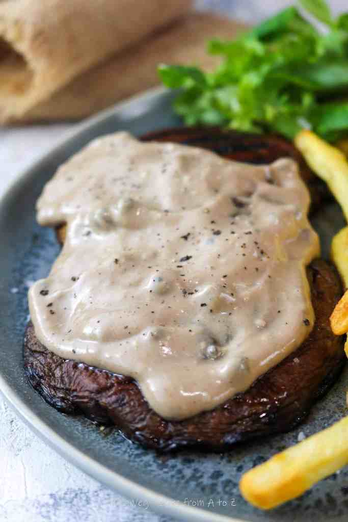 Funghi Grigliati in Salsa al Pepe Nero e Brandy • a Veg Taste from A to Z